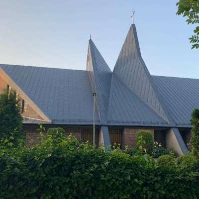 Kirche - Anstrich des Daches