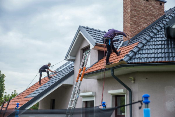 Anstrich von Tondachziegeln