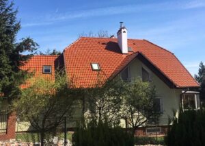 impregnacja-zabezpieczanie-dachówki-dachu-ceramicznego-biotop-impregnat-royal (1) (1)
