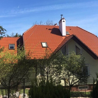 impregnacja-zabezpieczanie-dachówki-dachu-ceramicznego-biotop-impregnat-royal (1) (1) Dom z zabezpieczeniem dachówki