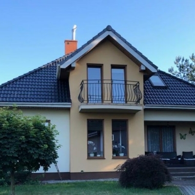 malowanie-dachówki-betonowej-biotop-farba-royal-na-gorąco-min Pomalowany dach