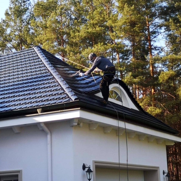 malowanie-dachówki-ceramiczej-Karpiówki-Warszawa-Pruszków Malowanie dachówki karpiówki