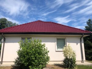 malowanie-dachówki-na-kolor-farbą-royal-na-gorąco-biotop-Kraków-min