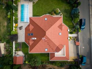 mycie-czyszczenie-malowanie-dachowki-cementowej-betonowej-Warszawa-farba-royal