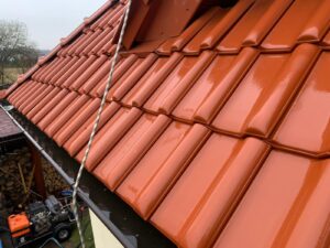 Impregnacja dachówki Impregnacja dachówki ceramicznej szkliwionej angobowanej w Kraków