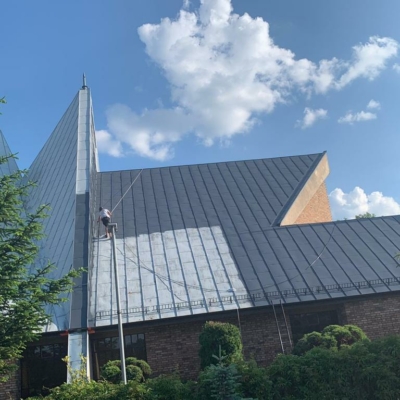malowanie dachu kościoła Wrocław